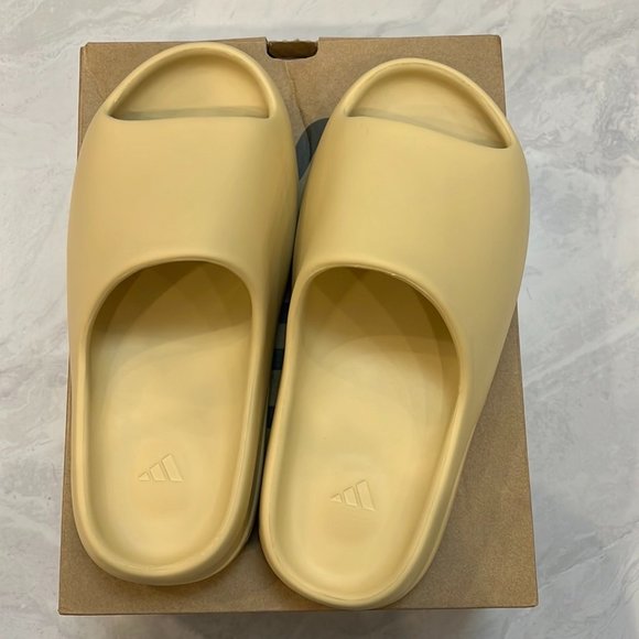 adidas Yeezy Slide Desert Sand